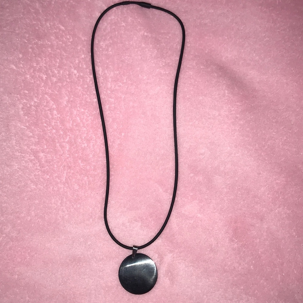 necklace - Picture 2 of 2